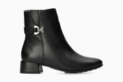 Johana - Black