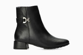 Johana - Black
