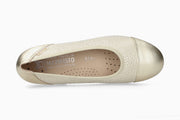 Mephisto Women's Flat Erika Gold Top