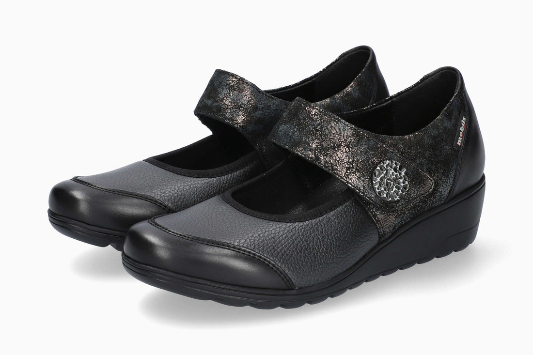 Mobils Bathilda Black Women's Shoe